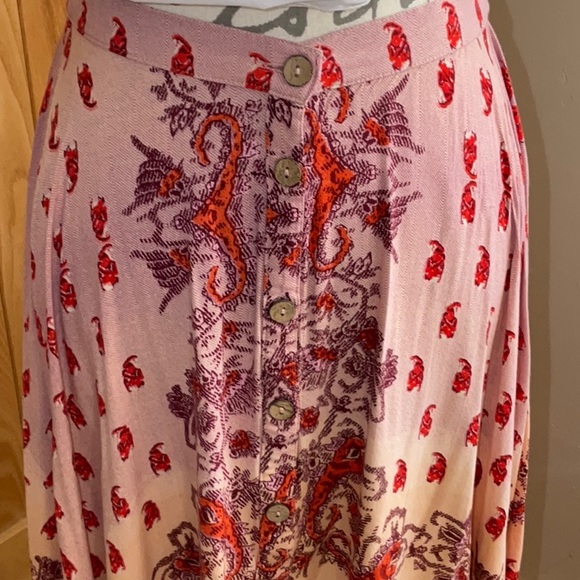 Angie, Long, Asymmetrical Hankercheif Skirt. Boho Chic! Small. Never been worn! - Picture 10 of 14